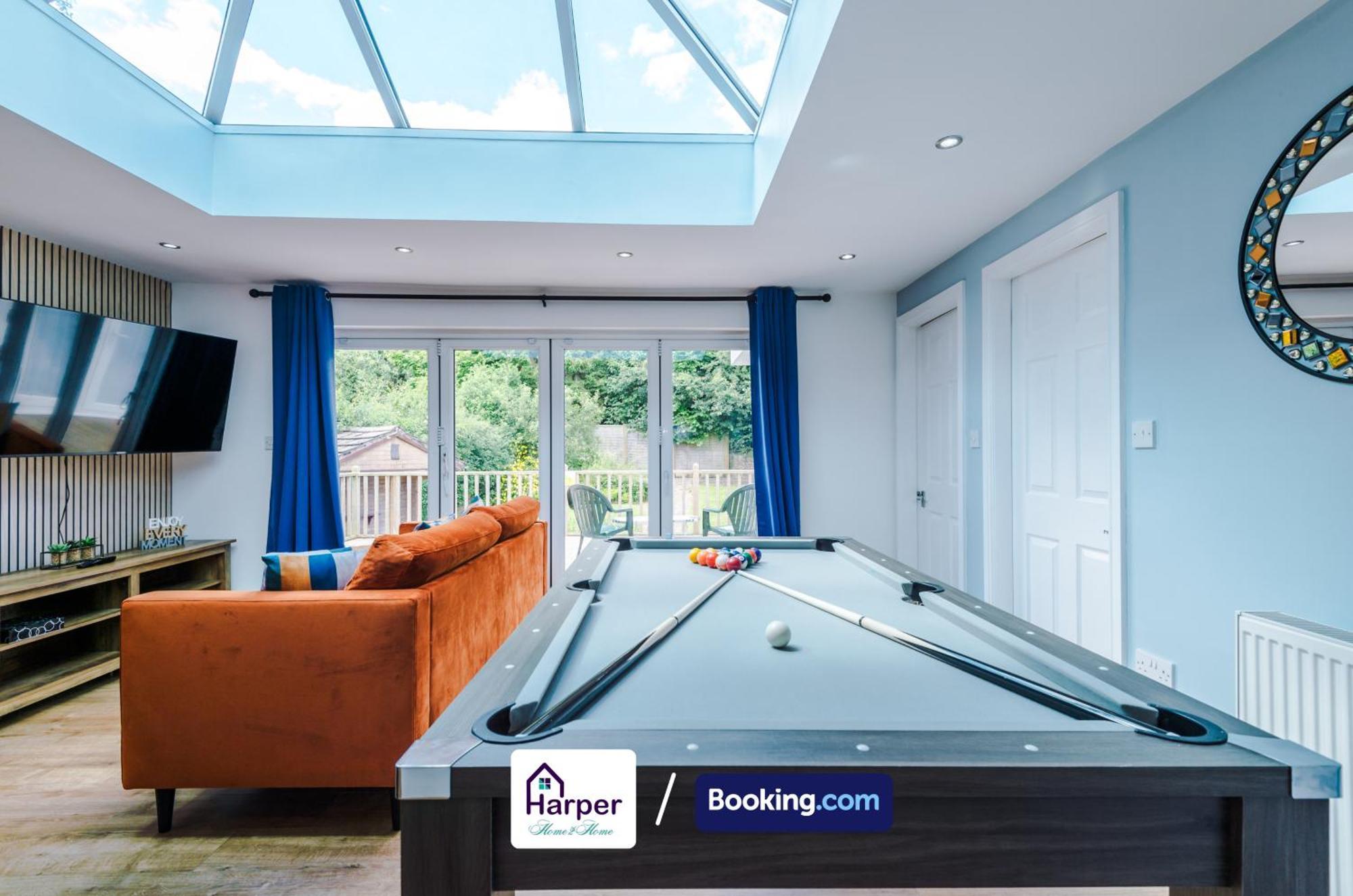 Spacious Detached Bungalow By Harperletting Short Lets & Serviced Accommodation Buckely With Pool Table & Driveway Buckley Bagian luar foto